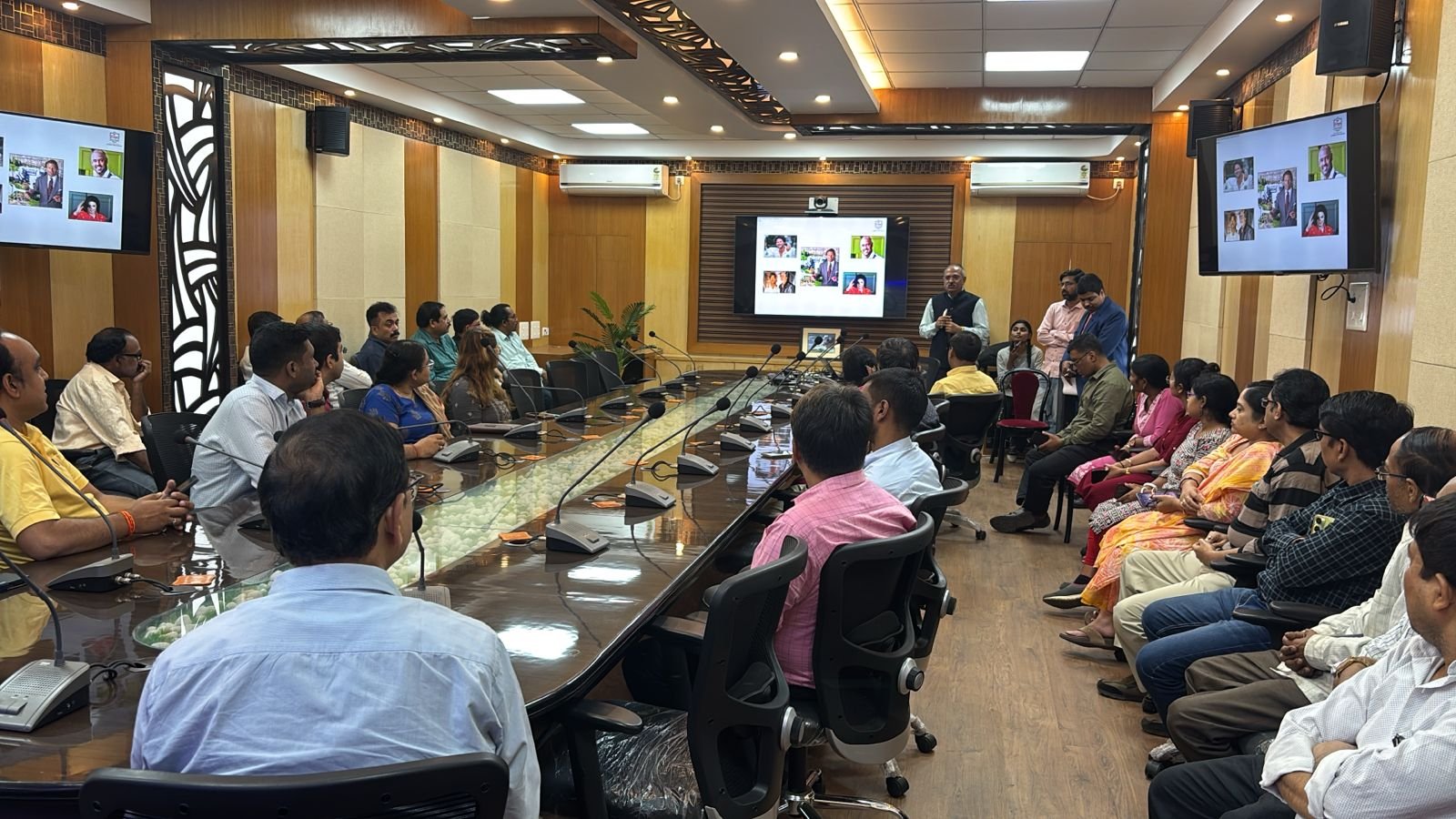 Fintopia investor awareness seminar in progress